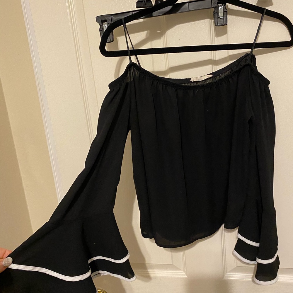 Top - Picture 2 of 4